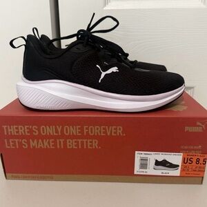 PUMA “Skyrocket” Women’s Athletic Sneakers (Black/White), Size 8.5 No Tags